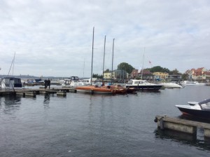 LA 28, LA 850 und 30er Jollenkreuzer im Stadthafen Waren